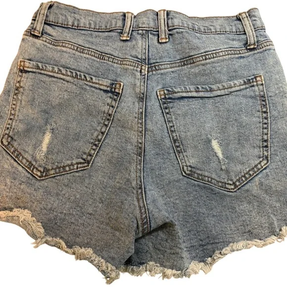 Denim Shorts Distressed Frayed Raw Hem Size 7/28 Edgy Streetwear Indie Boho Y2K - Picture 2 of 4